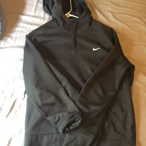 Nike thermal fit pullover hoodie